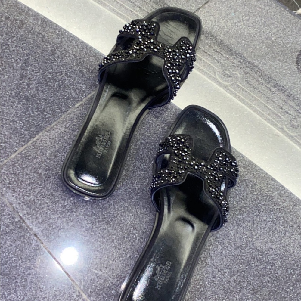 Meet your Posher, Adrienne